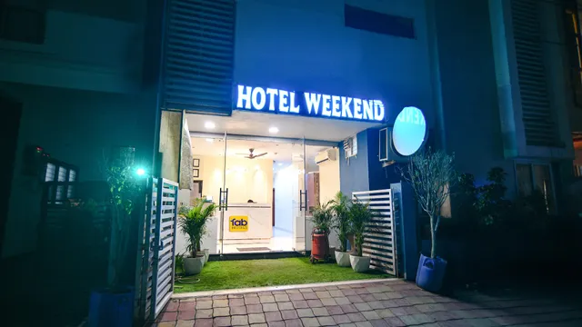 FabHotel Weekend