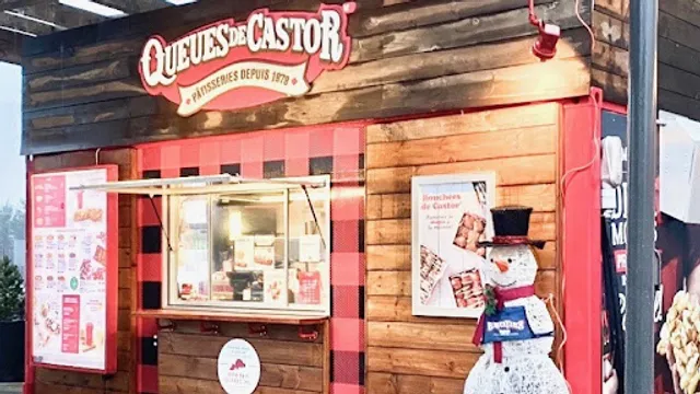 Queues de Castor- BeaverTails (Premium Outlets Montréal)
