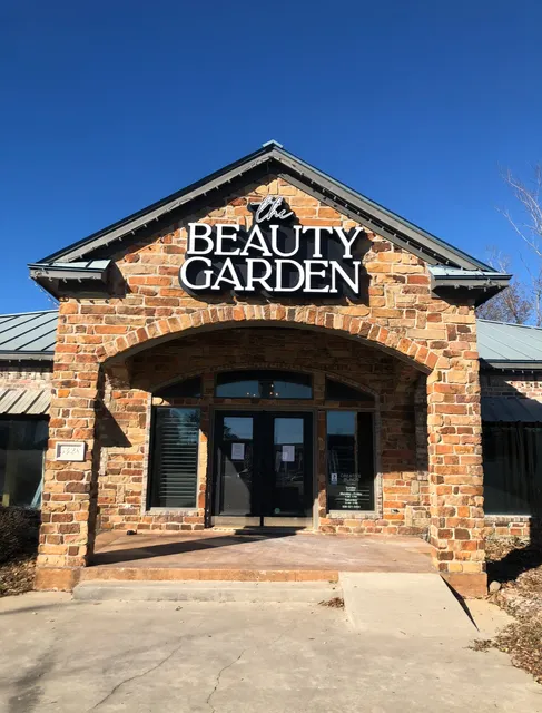 Monarch Gift Boutique