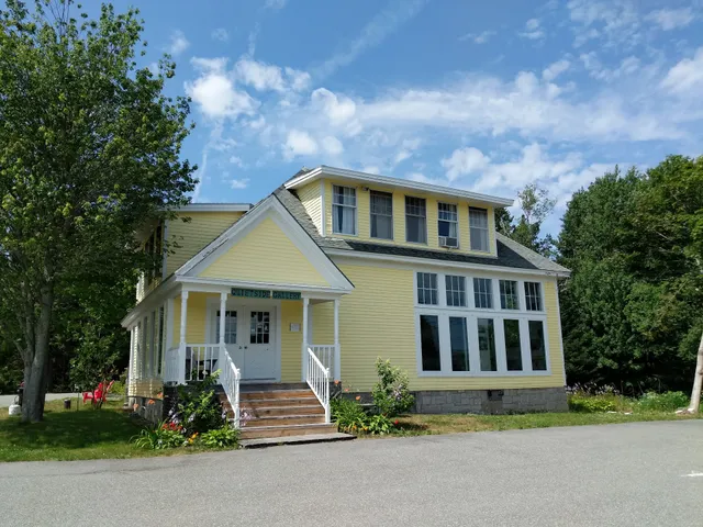 Quietside Art Gallery and Studio