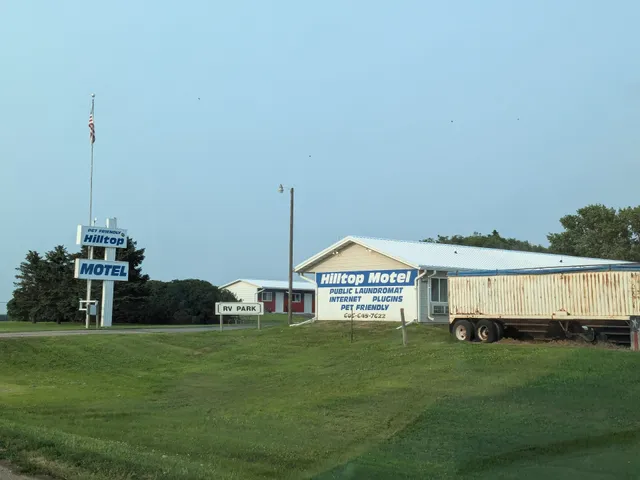 The Trail Inn, RV Sites & Laundromat (formerly Hilltop Motel)