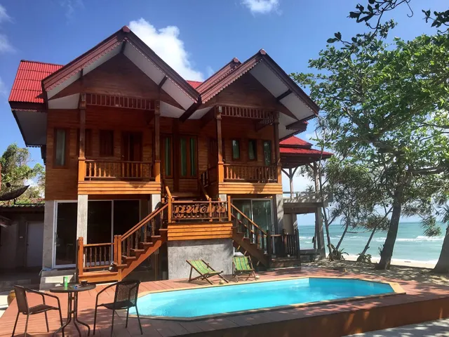 Phuphat Beach Bungalows