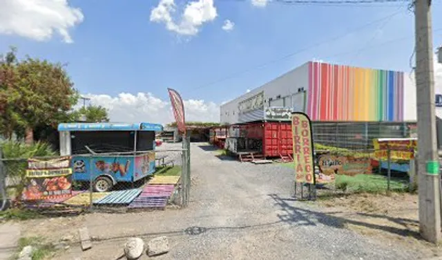 Calle Alejandro de Rodas 315