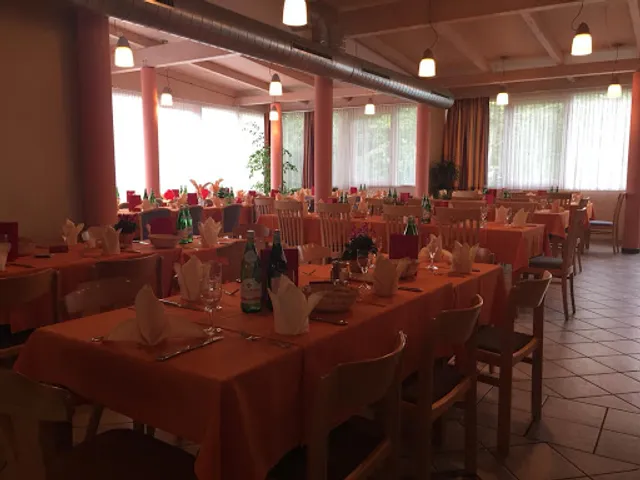 Don Camillo e Peppone