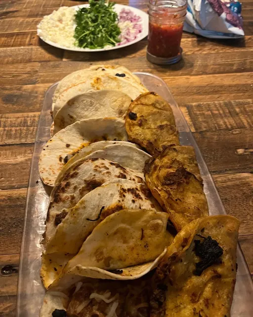 Black Willow Food Truck-Catering