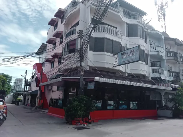 BEN & LEK GUESTHOUSE