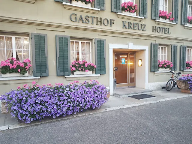 Landgasthof Kreuz Grafenried GmbH