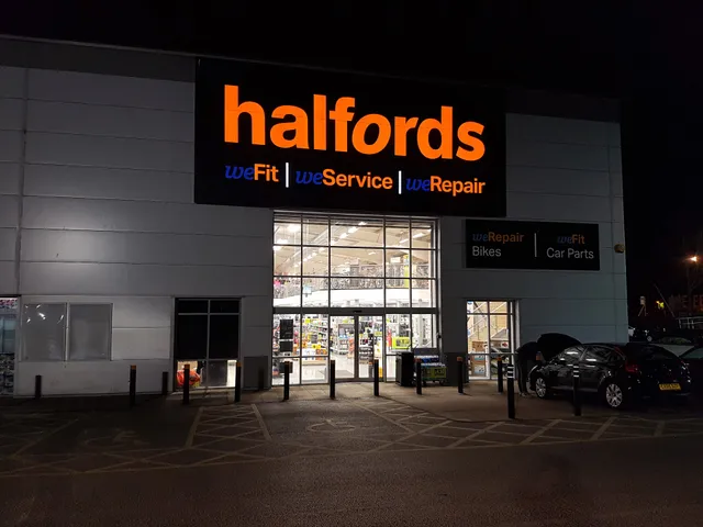 Halfords - Stockport