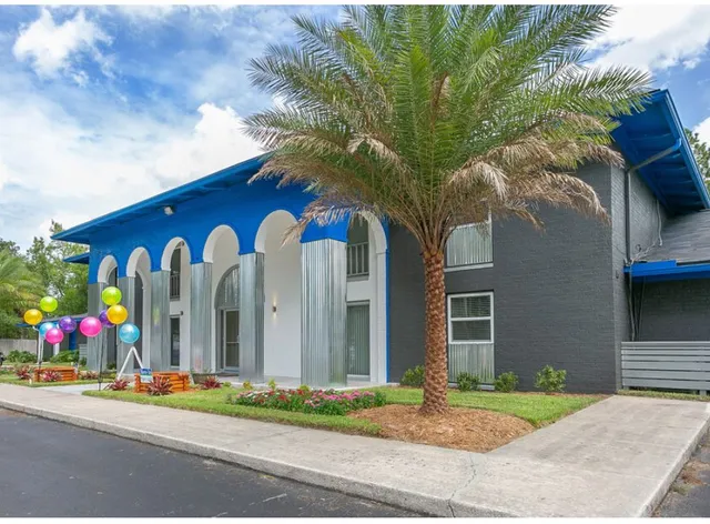 Mandarin Bay Apartments