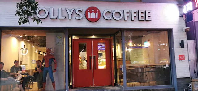 HOLLYS COFFEE Busan biff square