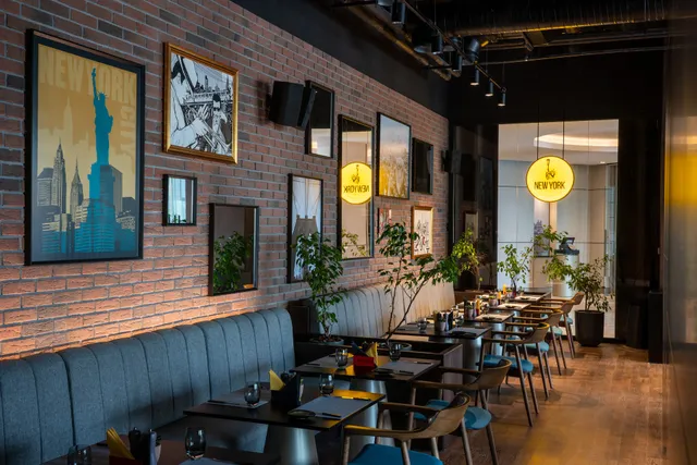 New York Restaurant & Bar