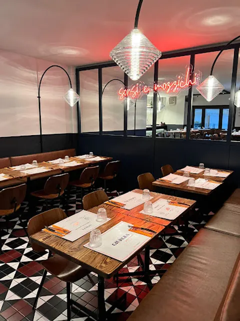 Giurgès - Sorsi e Mozzichi