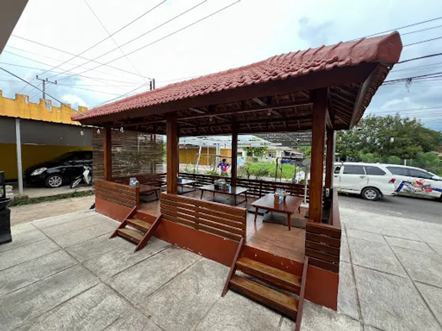 Warung Lempah Kuning Bang Agoes