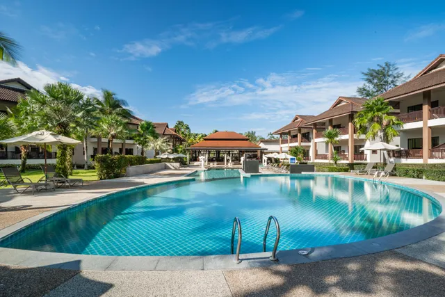 The Leaf Oceanside by Katathani Resort