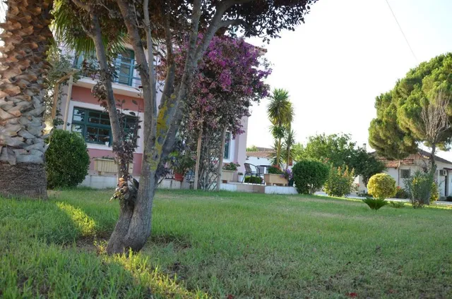 Rena's House Kalogria