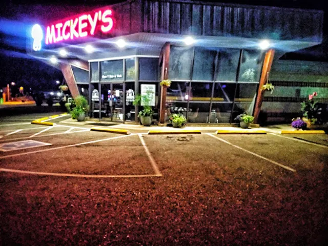 Mickey's Pizza & Subs