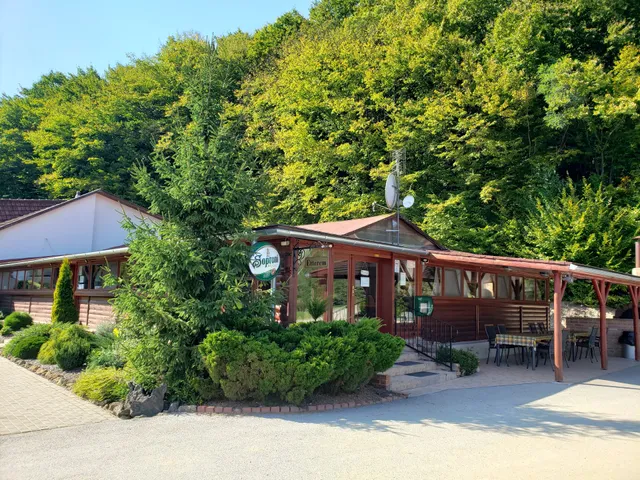 Smaragdvölgy Pihenőpark