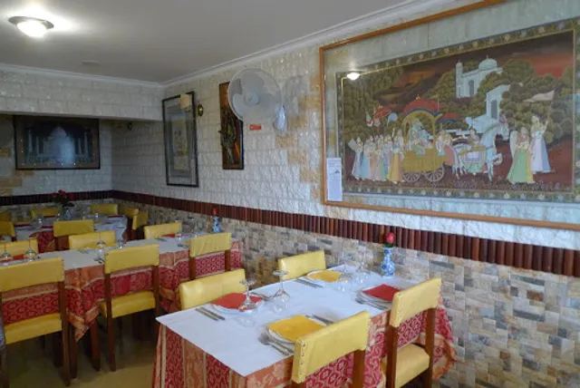 Restaurante Taj a Palhota