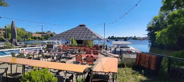 Ausflugslokal Mutter Lustig