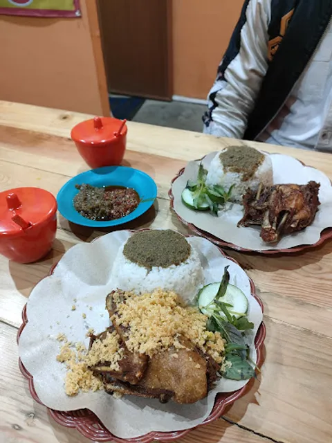 Bebekelo.id Nginden (Dine-in)