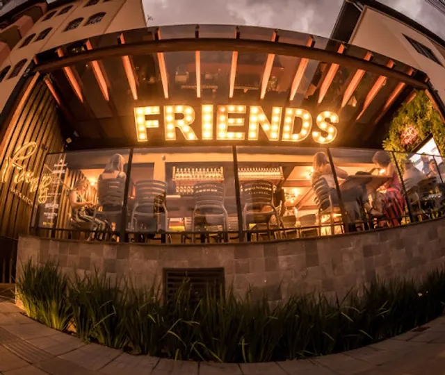 Friends Bar’n Kitchen | O Gastrobar de Referência em Divinópolis