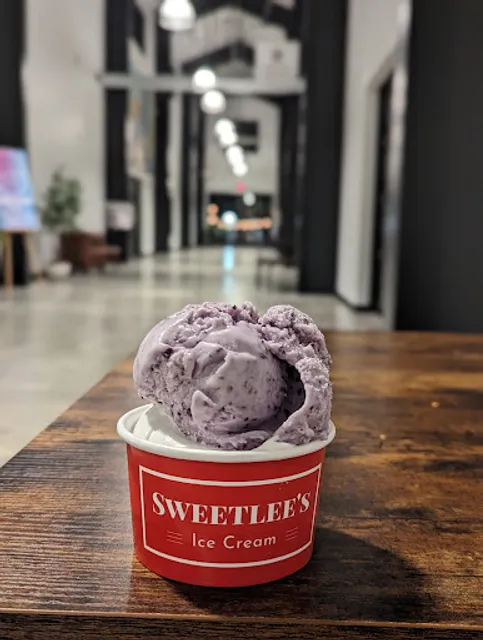 Sweetlee's ice cream