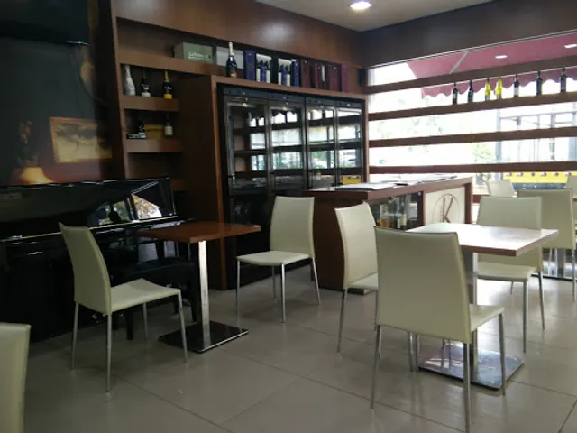 Mister K | Tavola calda - Bar - Tabacchi