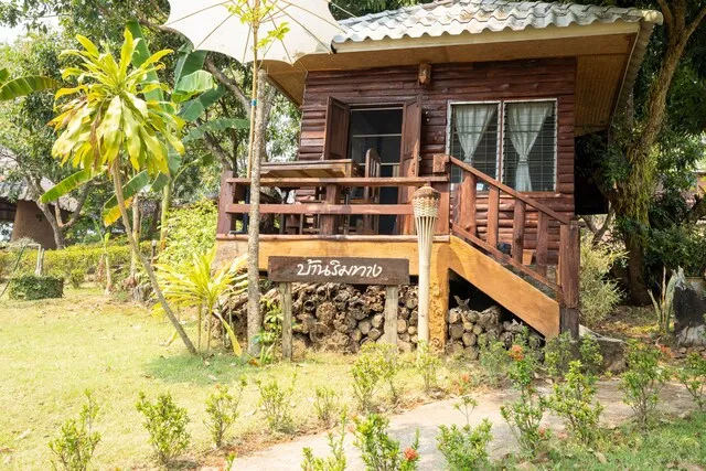 OYO 766 Zompo Baan Din Resort