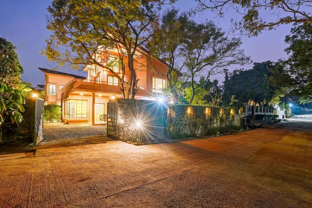 ELIVAAS Villa 39 - Best Villa in Lonavala | 6 BHK Villa with Private Pool