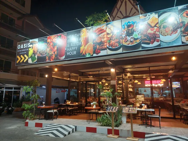 Oasis All Day Eatery & Bar