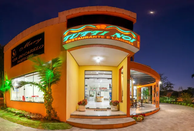 Tutti Noi Restaurante e Pizzaria