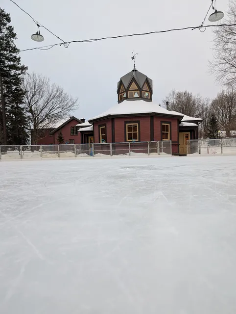 Rideau Skating Rink