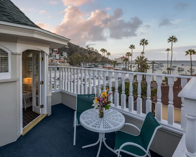 Glenmore Plaza Hotel