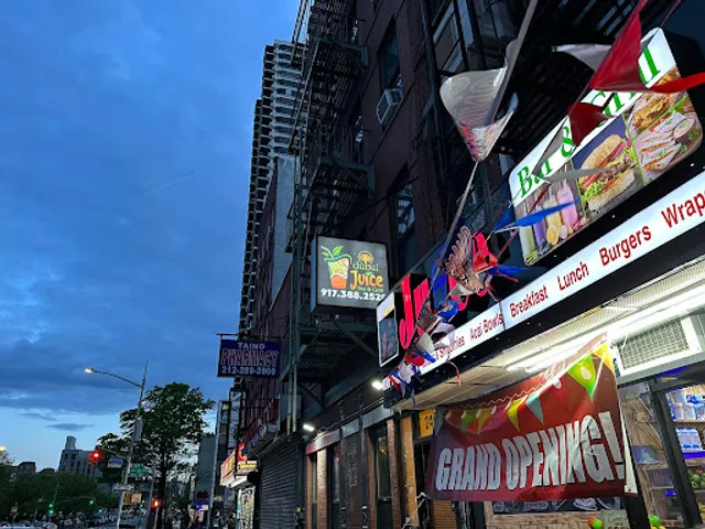 Dubai juice bar and Grill