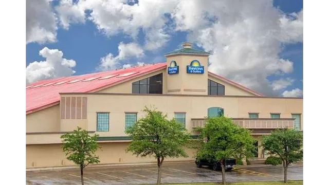 Days Inn by Wyndham Lubbock South