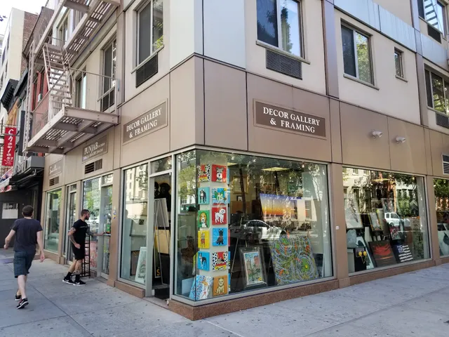 Decor Gallery and Framing