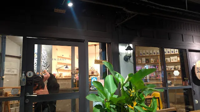 Ruang JAKA Coffee & Free Wifi