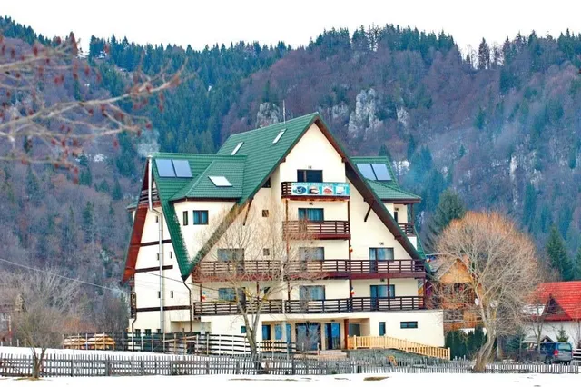 Pensiunea Green House Dâmbovicioara