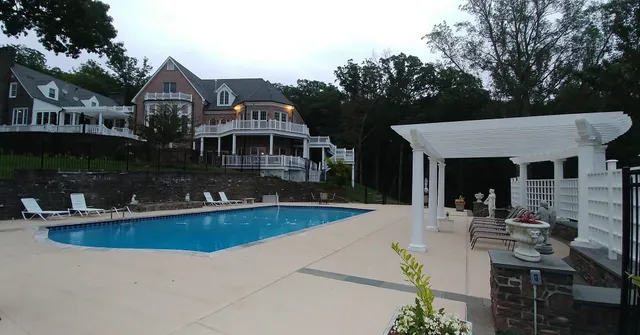 The Manor at Courtland Farm