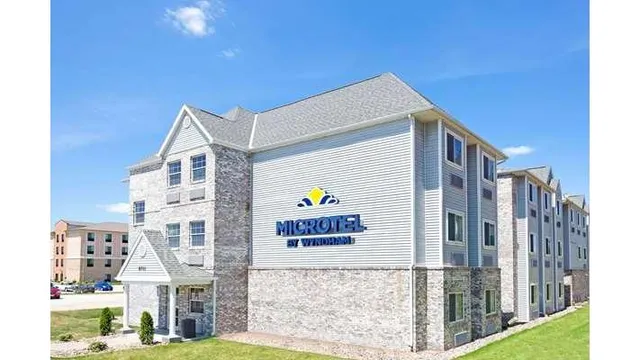 Microtel Inn & Suites by Wyndham Urbandale/Des Moines