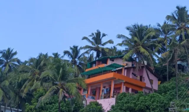 OM GANESH NAIK GUEST HOUSE