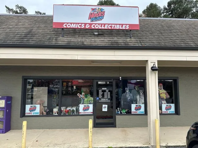 Mac's Heroes & Villains Comics & Collectibles