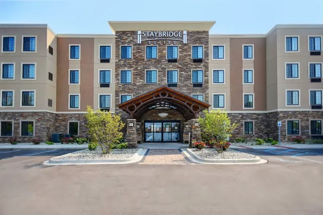 Staybridge Suites Holland, an IHG Hotel