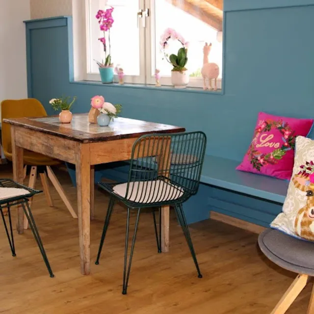 häppiness Café, Boutique - Mode und Accessoires