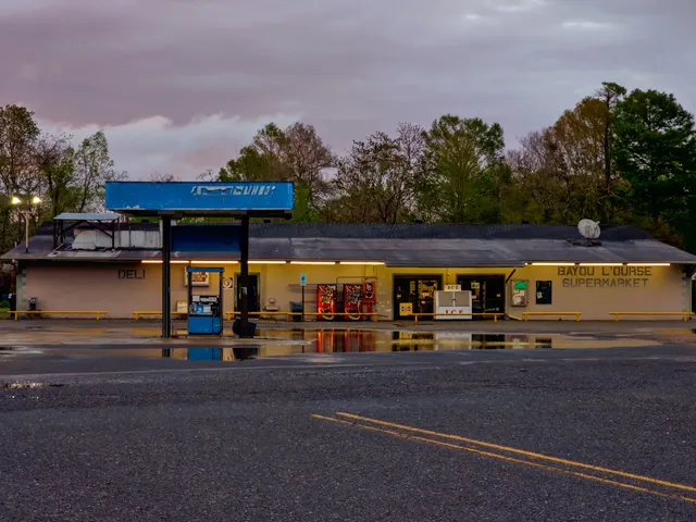Bayou L'Ourse Supermarket