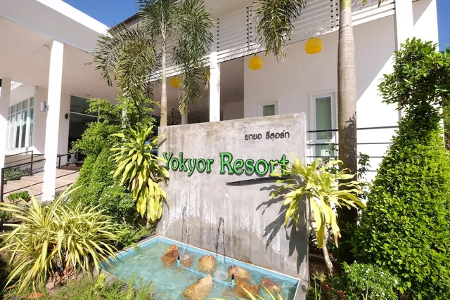 Yok Yor Resort