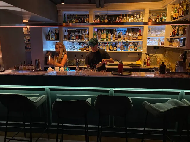 The Dorothy Bar - Local Cocktail Bar