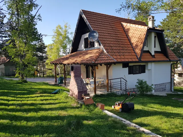 Cottage Lazić