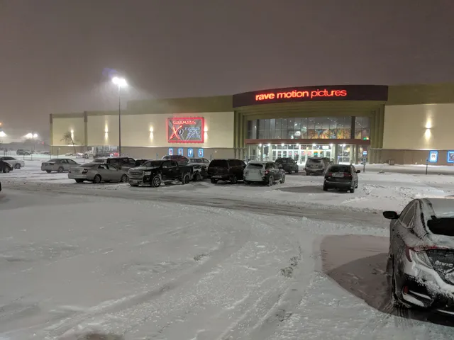 Mall Woods Shopping Center