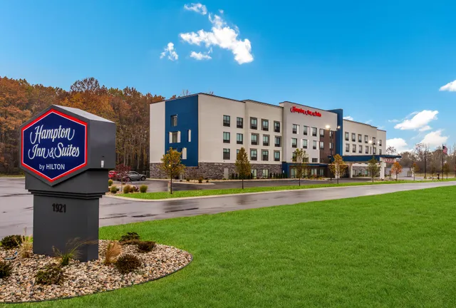 Hampton Inn & Suites Benton Harbor
